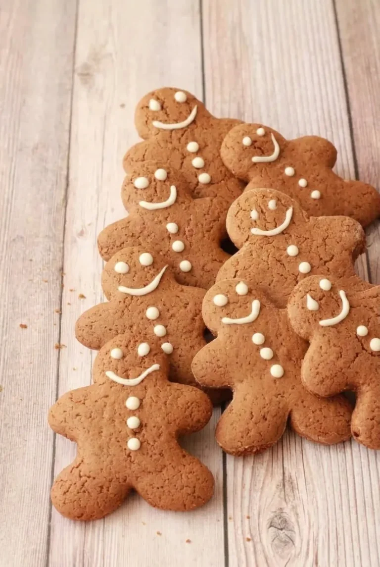 Vegan Gingerbread Cookies with Simple Icing